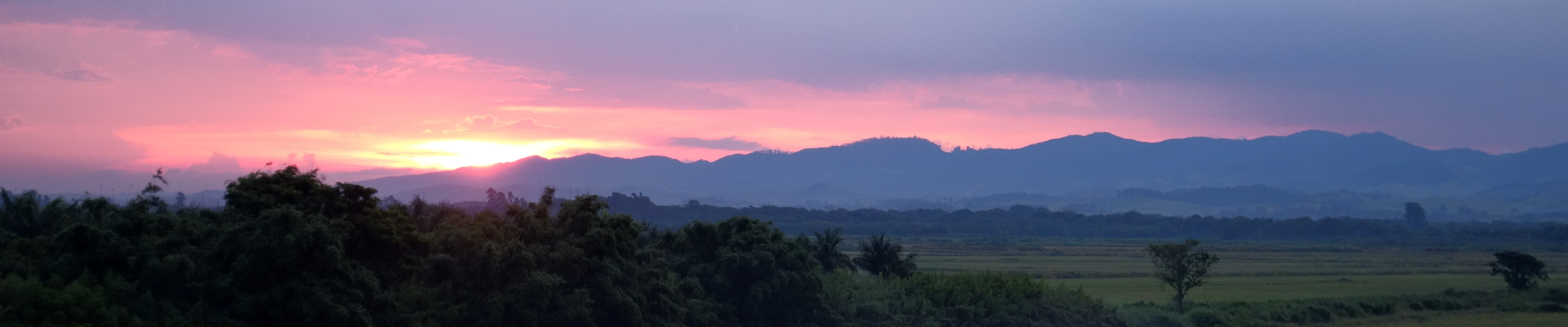 big ol moon at sunset